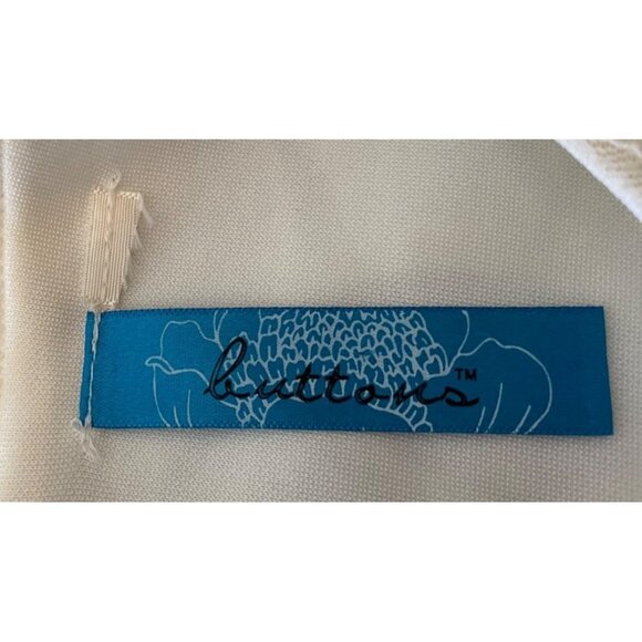 Buttons Sleeveless Ivory Lace Floral Shift Dress With Scalloped Hem - Picture 7 of 10